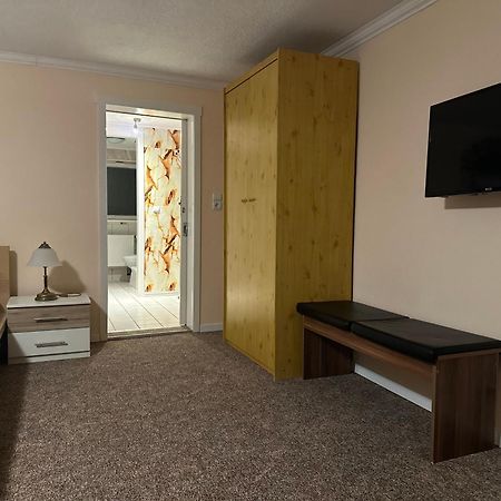 Pension Zur Alten Schule Беренштайн Экстерьер фото
