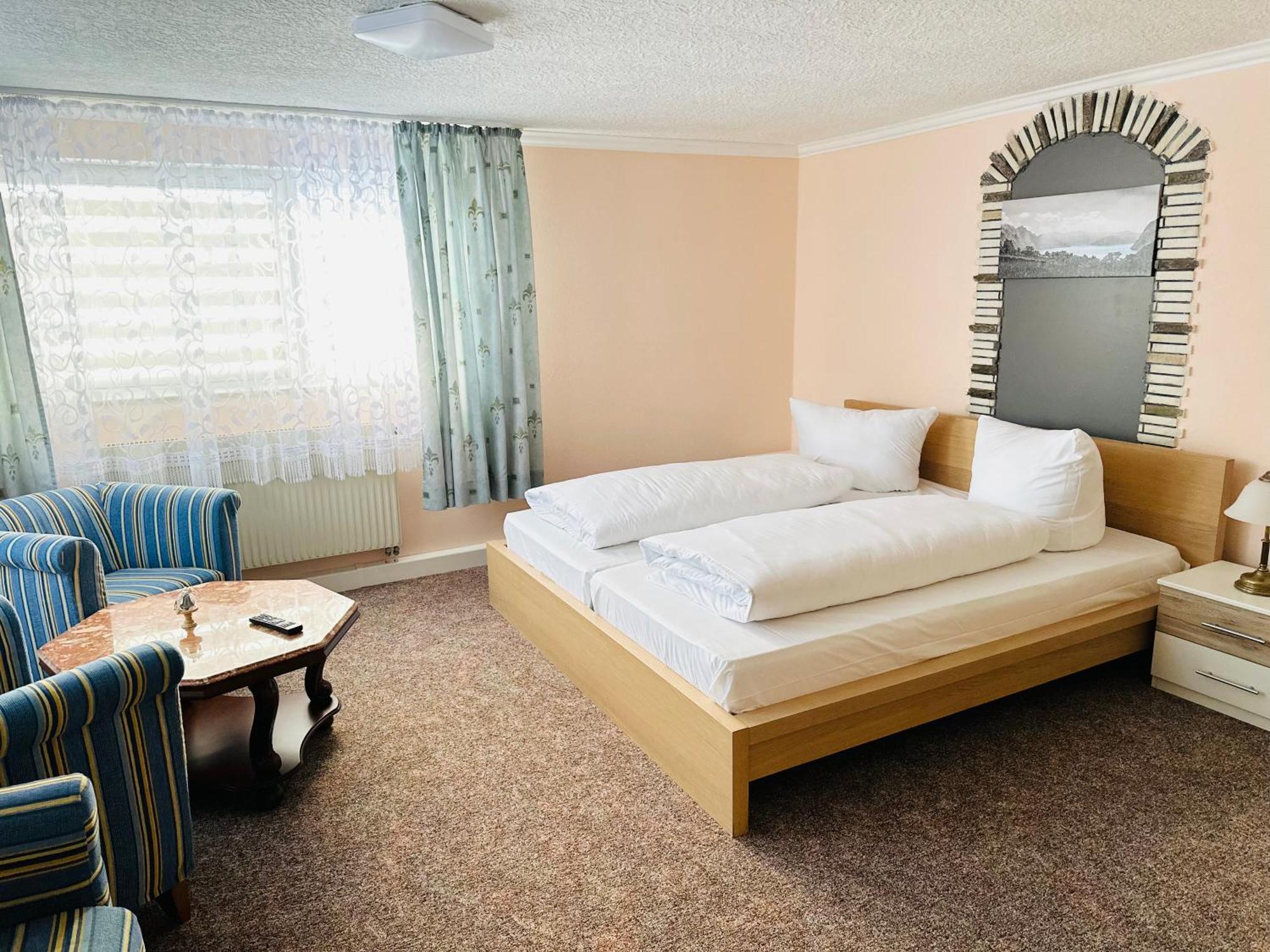 Pension Zur Alten Schule Беренштайн Экстерьер фото